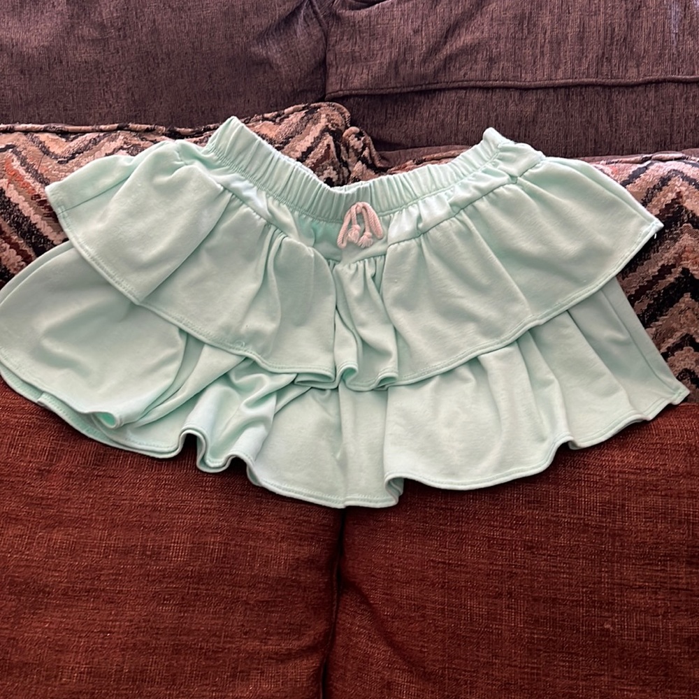 Real nice Insta girl cute skirt size L 14/16 for girls